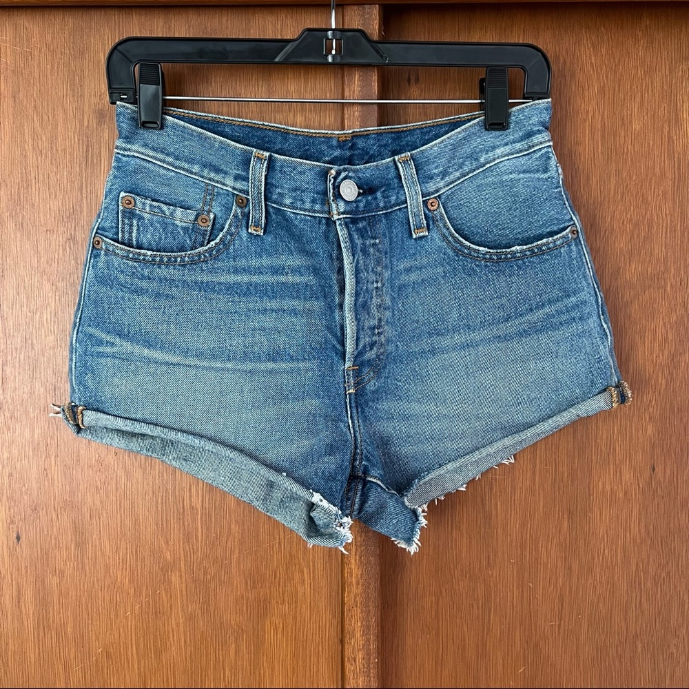 Levi’s 501 shorts